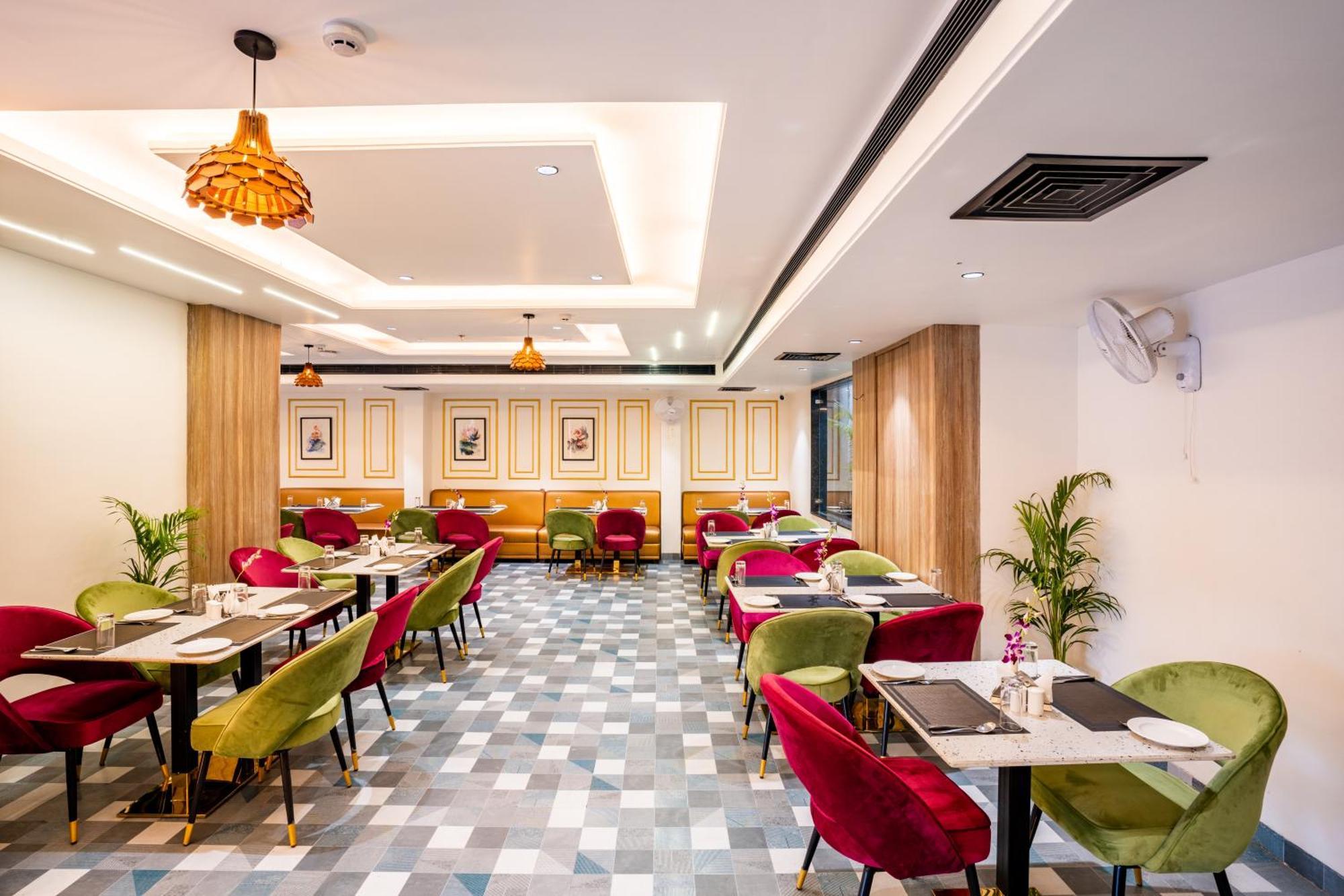 Regenta Place Raaj Agra, Tajganj Agra  Exterior photo